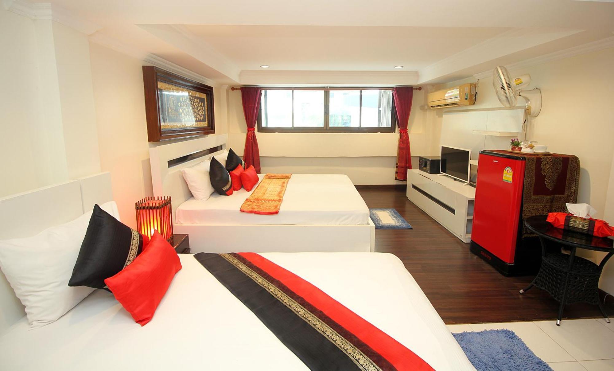 Sky Silk Decoration House Otel Patong Dış mekan fotoğraf