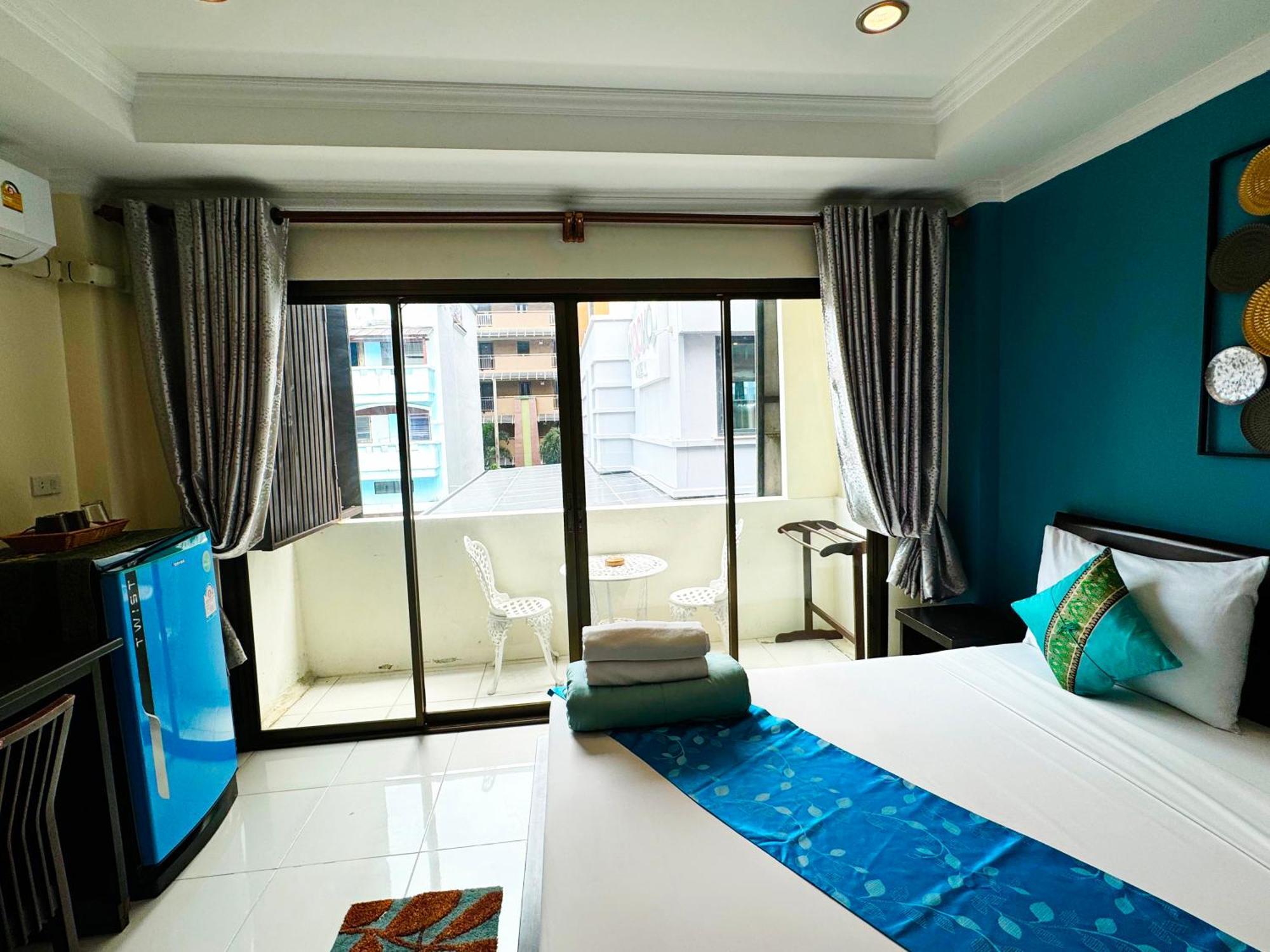 Sky Silk Decoration House Otel Patong Dış mekan fotoğraf